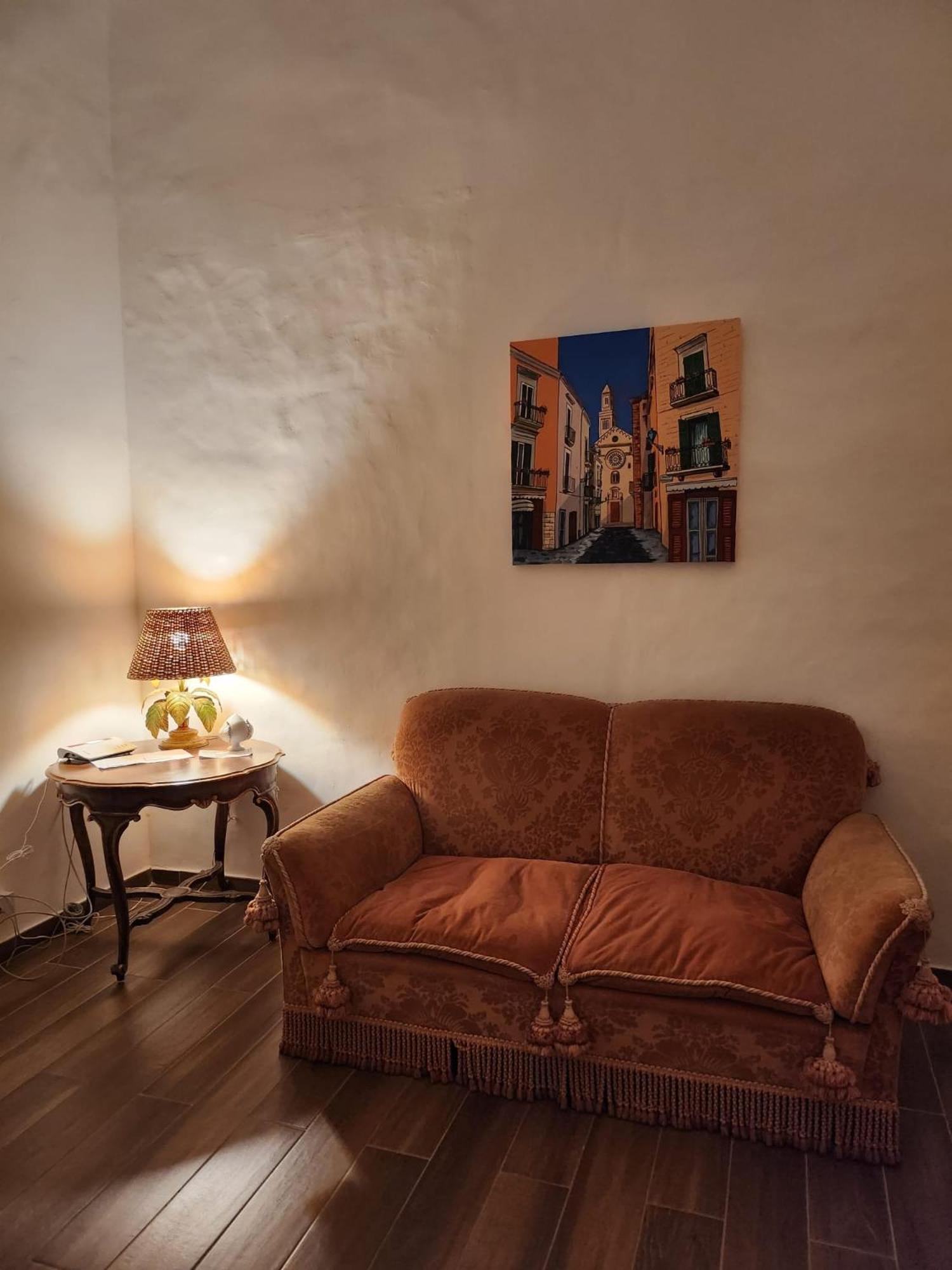 Palazzo Manzoni Apartments Bari Bagian luar foto